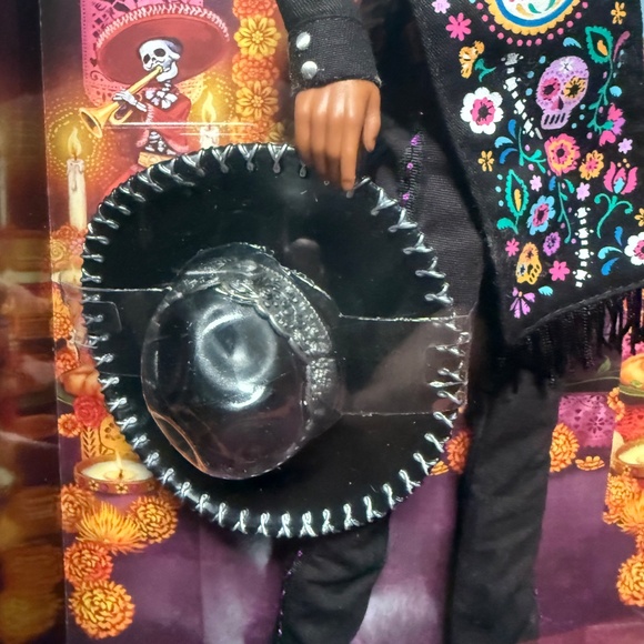 2021 Barbie Dia De Los Muertos 1st Ken Doll by Javier Meabe Mattel Collection - Picture 6 of 12